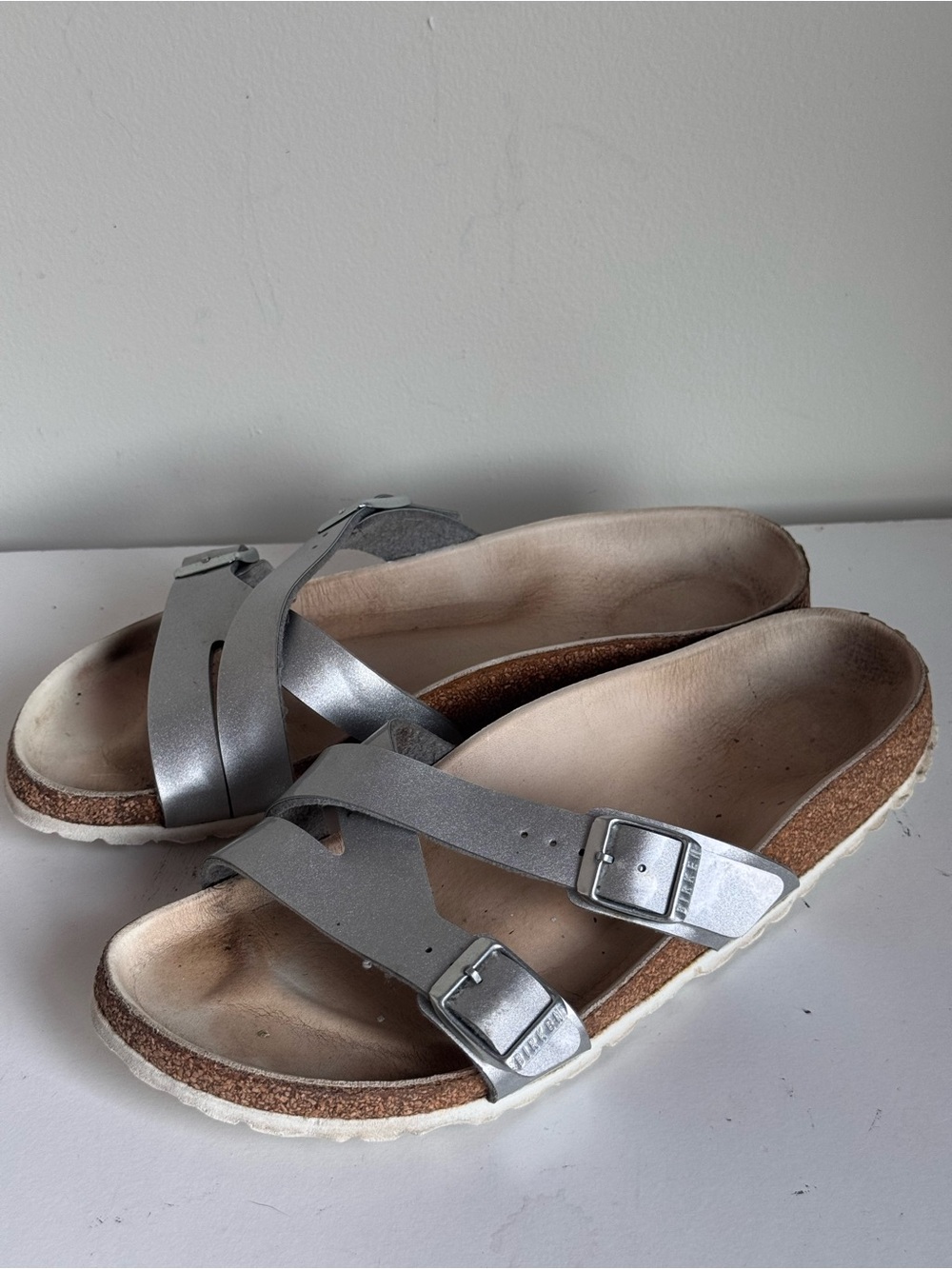 Birkenstock Yao Lux Birko-Flor Sandals Silver Gray Size 39 ~ US 8